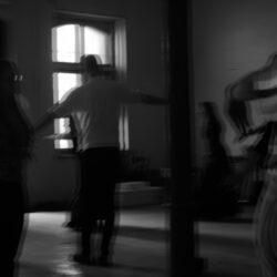 Rehearsal – bird dance