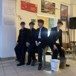 Strajkujący (Mateusz Majka, Jan Żerek, Łukasz Łuczka, Stefan Batorski)